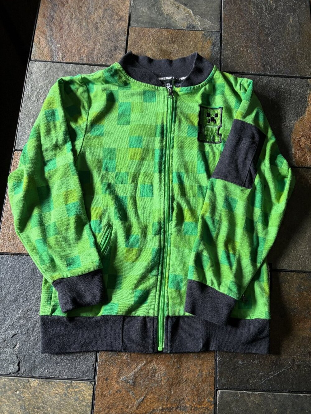 J!NX Minecraft Creeper green jacket JINX youth size M